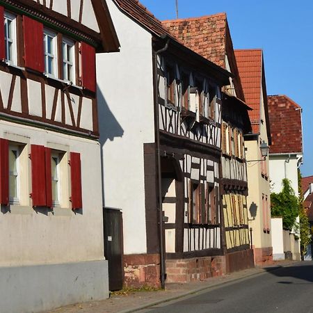 Ferienwohnung Gisela Jockgrim エクステリア 写真