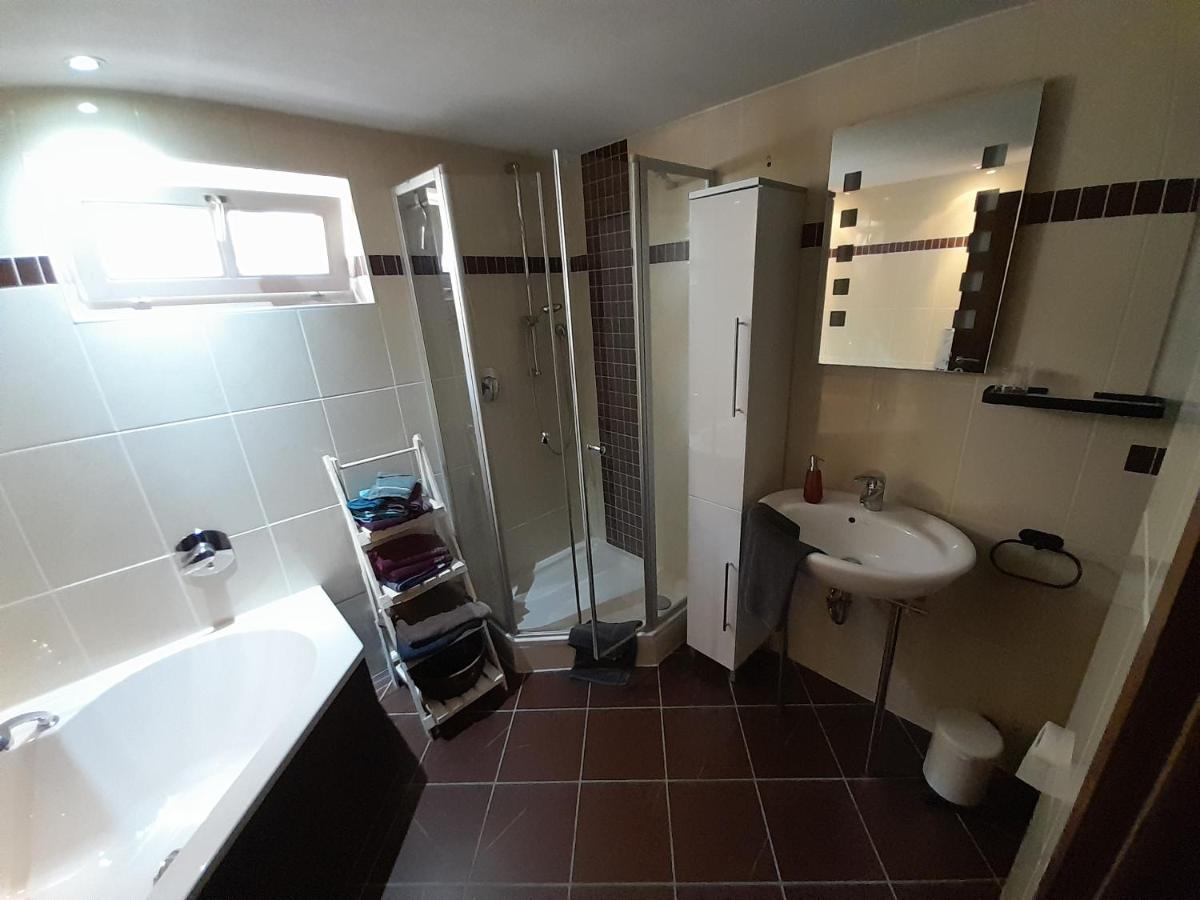 Ferienwohnung Gisela Jockgrim エクステリア 写真