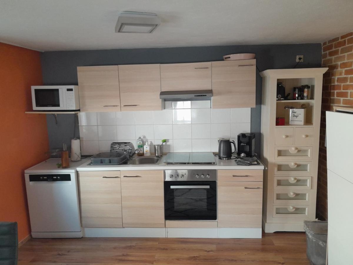 Ferienwohnung Gisela Jockgrim エクステリア 写真
