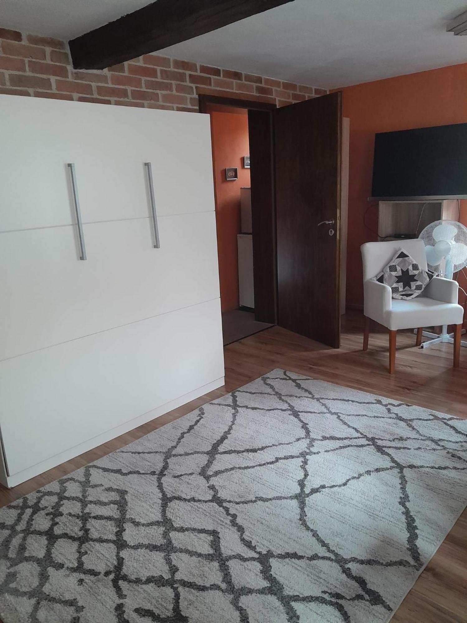 Ferienwohnung Gisela Jockgrim エクステリア 写真